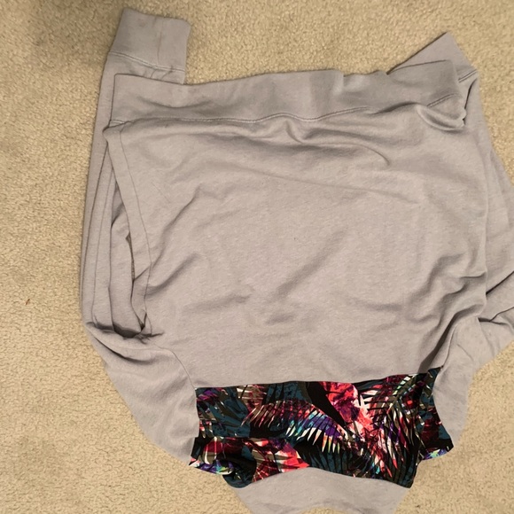 Victoria’s Secret/ Pink quarter zip - Picture 5 of 5